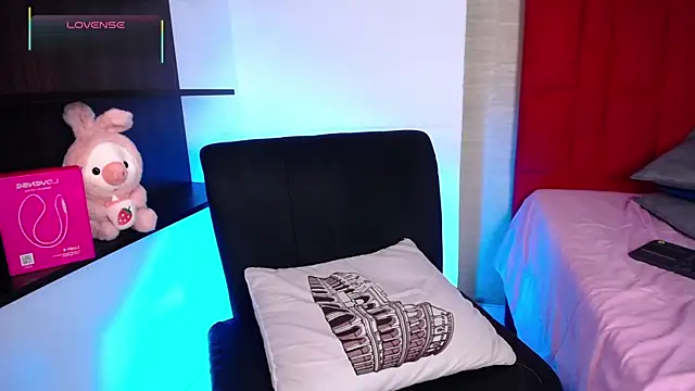 ezra_storm (M twink) - Explosive cum!