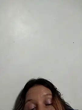 paola-lond (F milf) - oil in tits + spank tits x5