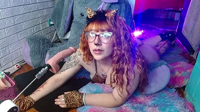 Meg4n_420 webcam stripchat model stream image