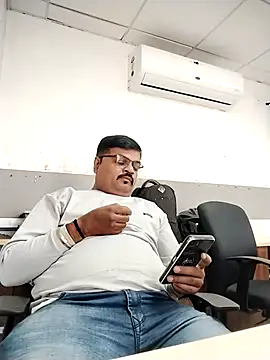 Desi_Lodo_Gujju_Boy webcam