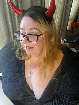 Iceprincess2bad4u webcam