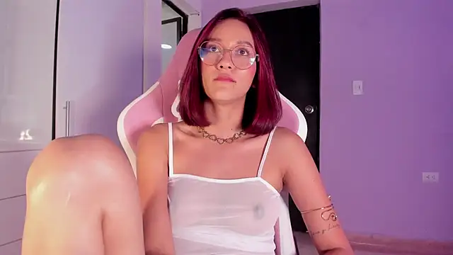 daphne_courtis webcam