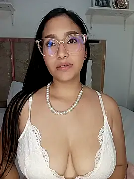 Isa_londonn21 webcam