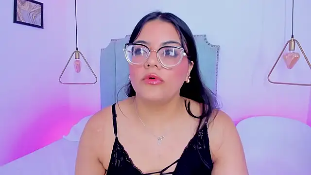 ScarlettWhitmore webcam