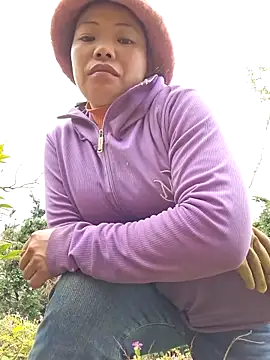 miomio-12 - Miomio-12's free webcam