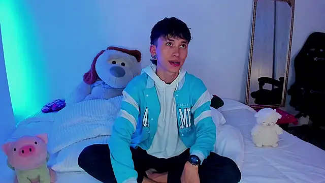 juniior_2311_ webcam