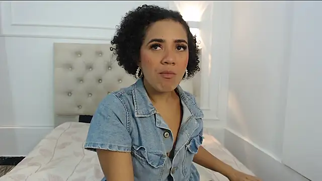 charlotte_dante212 webcam