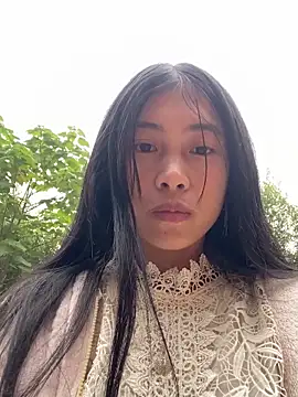 lylyox9 - LylyOx9's free webcam