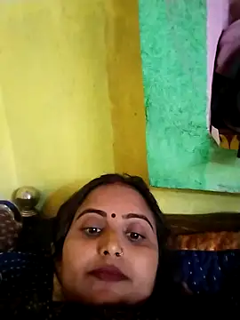 Webcam Model (Pooja_hote)  is live.Free join now!