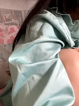 mina048 - Mina048's free webcam