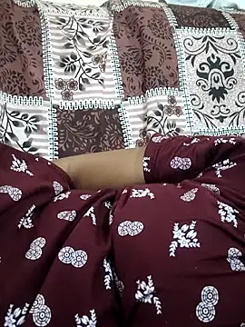 sweetqueen143 webcam