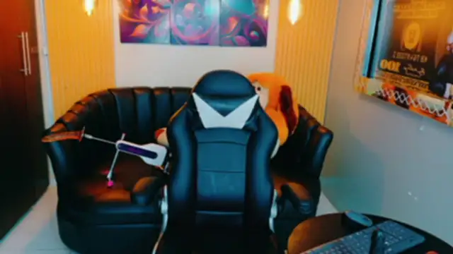 Arielle_Soren webcam