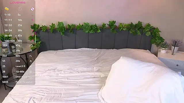 ConstanceHelms webcam