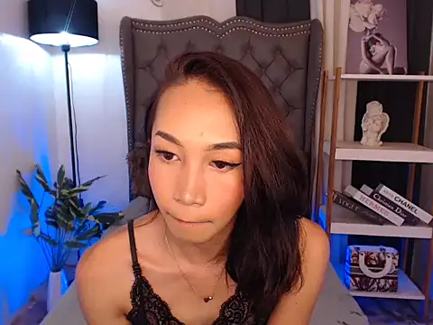 Sweet_kittyxx webcam