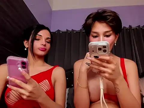 StellaMillers webcam