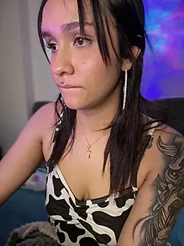 Isabella-Teen webcam