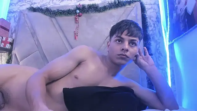 Logan_Jhonson webcam