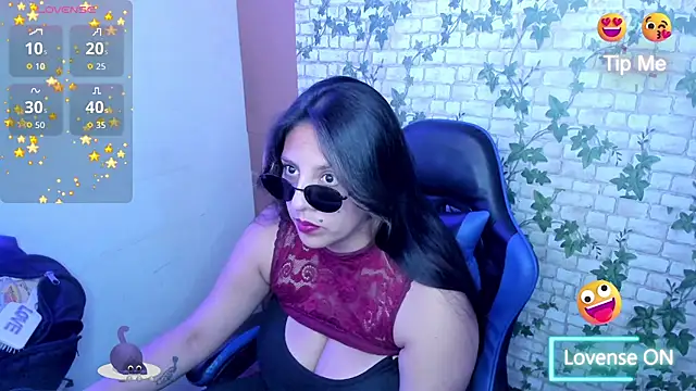 MIABOOBS__ webcam