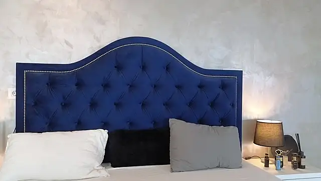 blue_angel_sweet - Blue_Angel_Sweet's free webcam - UK Sex Cams