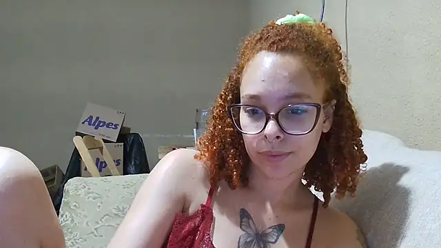 dominamoon_ - Dominamoon_'s free webcam