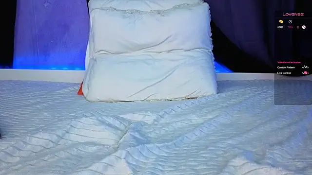 Scarlettsrorm webcam