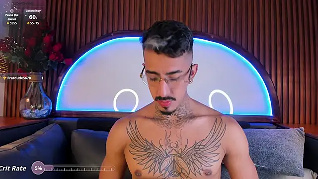 Donovan_Desmond webcam