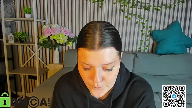 Michele_Greenn webcam