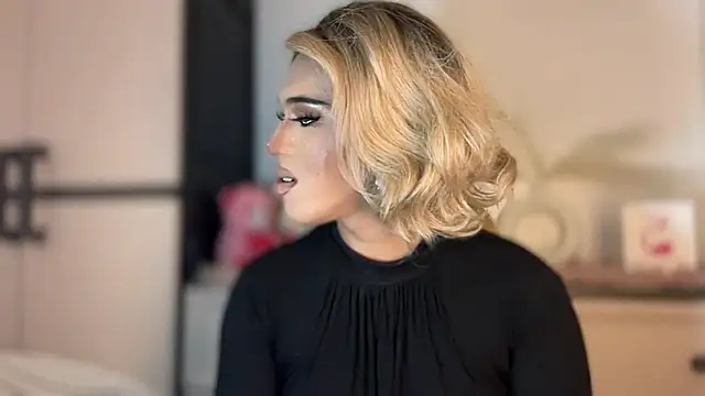 Barbara-Sprouse webcam