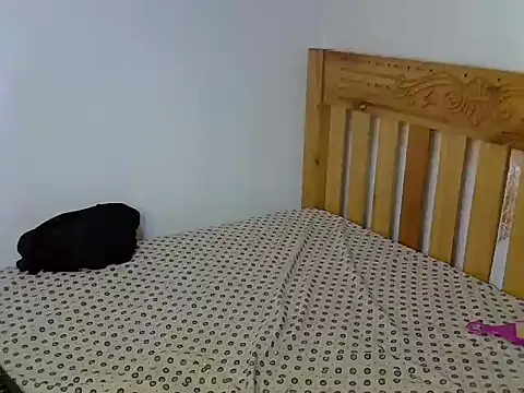 Prettyvillah_ webcam