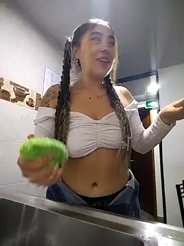 ManuelaVeelez webcam