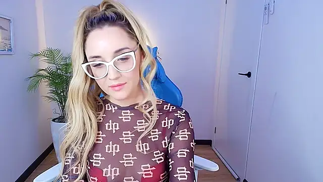 _mi1a_ - _Mi1a_'s free webcam