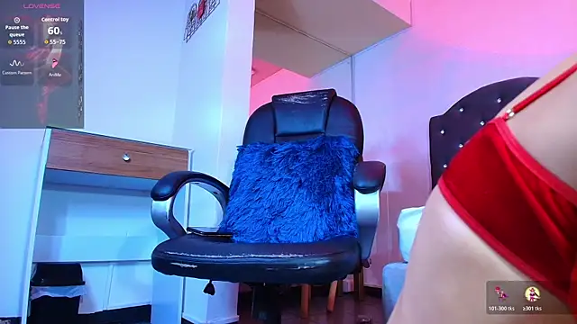 isis_jhempss - Isis_jhempss's free webcam