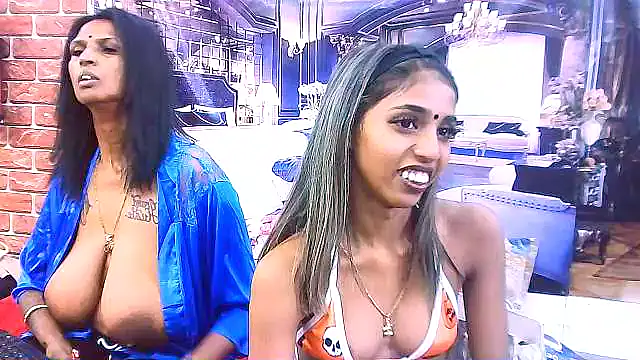 IndianSexySlender webcam