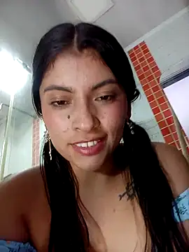 fox_roxxan - Fox_Roxxan's free webcam