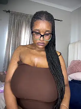 Bustygoddess32
