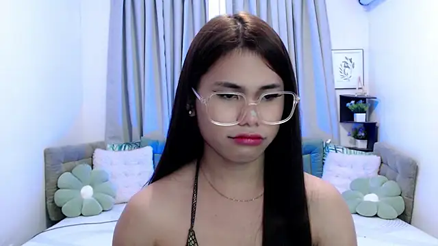 PrettyBlythes_TS webcam