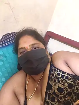 villageanuty (F milf) - Ticket Show