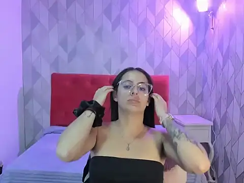 IsabellaRousset webcam