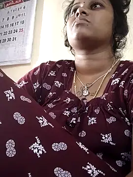 sweetqueen143 webcam