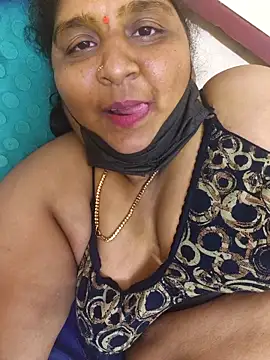 Webcam Model (Villageanuty)  is live.Free join now!