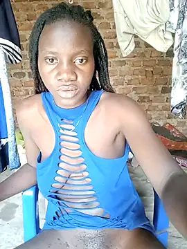 Black_juicy24 webcam