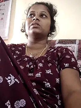 sweetqueen143 webcam