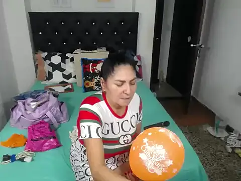 mature_bigboobs10 webcam