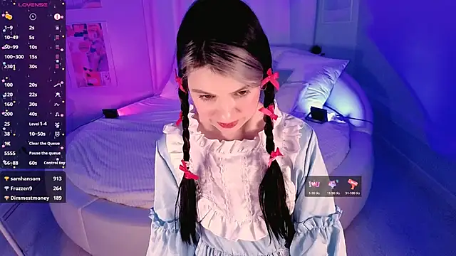 lil_amelie - Lil_Amelie's free webcam