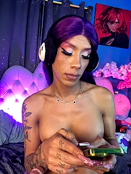 Naugth_channel_ts's live cam