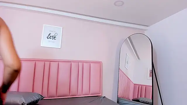 mariana_pregnant_ webcam