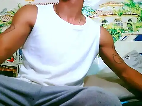 IndianMuscle69 webcam