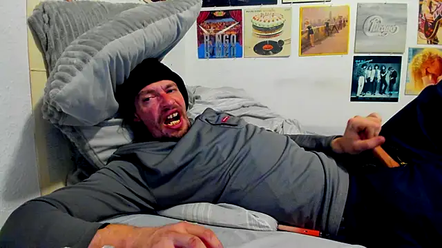 cloudyystar666 webcam