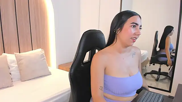 olivia_willoow webcam