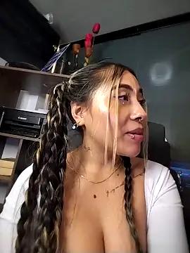 ManuelaVeelez webcam